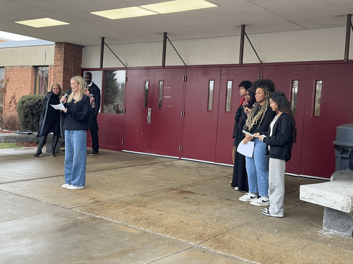 EHS Students Hold Walkout to Support Black and Brown Voices